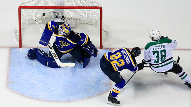 nhl-playoffs-stars-blues-game-6-goals-video.jpg